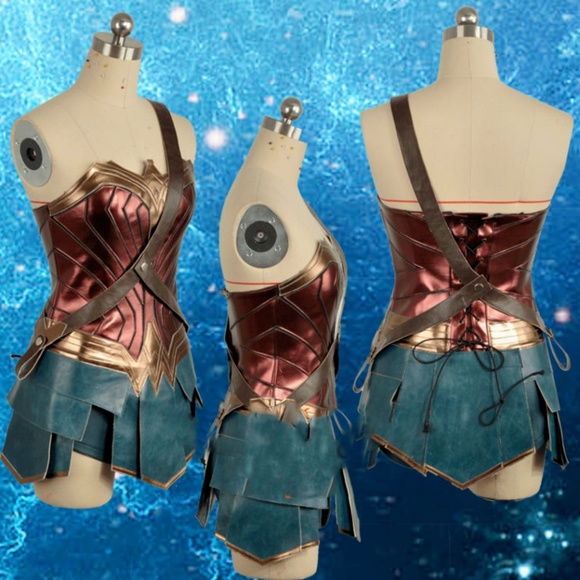 High Quality Wonder Woman Cosplay - Picture 5 of 5